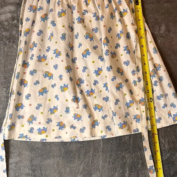 Vintage 70’s/80’s White Cotton Baby Dress with Blue & Yellow Elephant Print - Picture 10 of 13